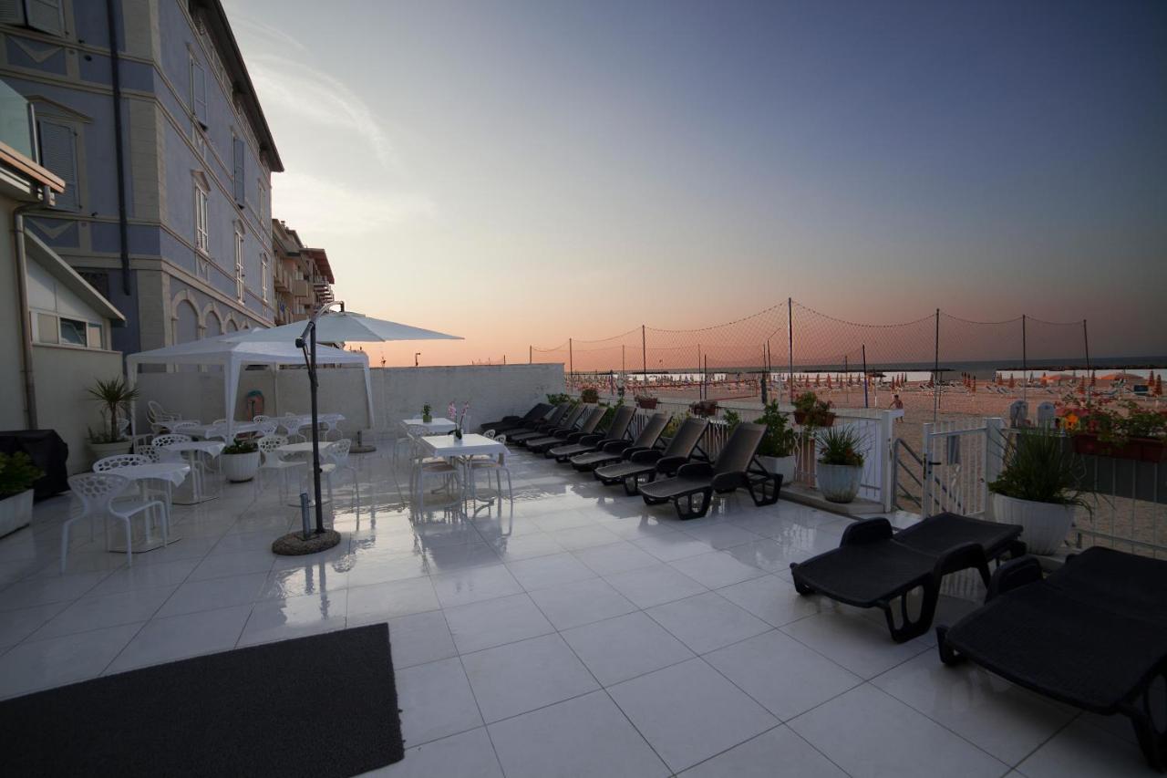 Riviera Mare Beach Life Hotel Римини Экстерьер фото