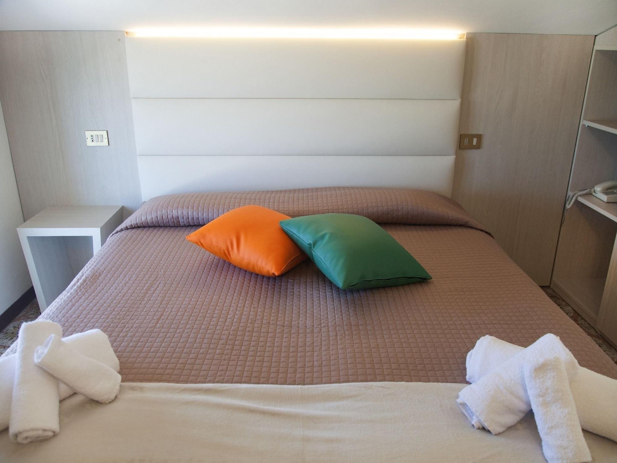 Riviera Mare Beach Life Hotel Римини Экстерьер фото
