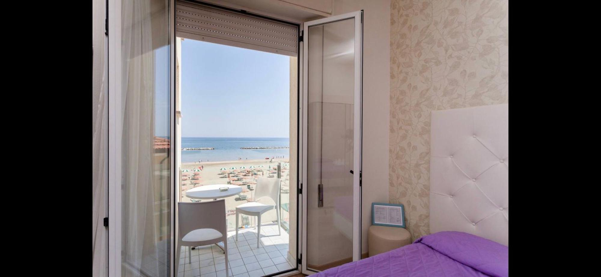 Riviera Mare Beach Life Hotel Римини Экстерьер фото